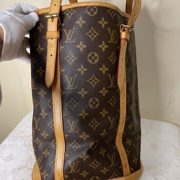 LOUIS VUITTON bucket tote monogram in GM with pouch - Picture 3 of 17